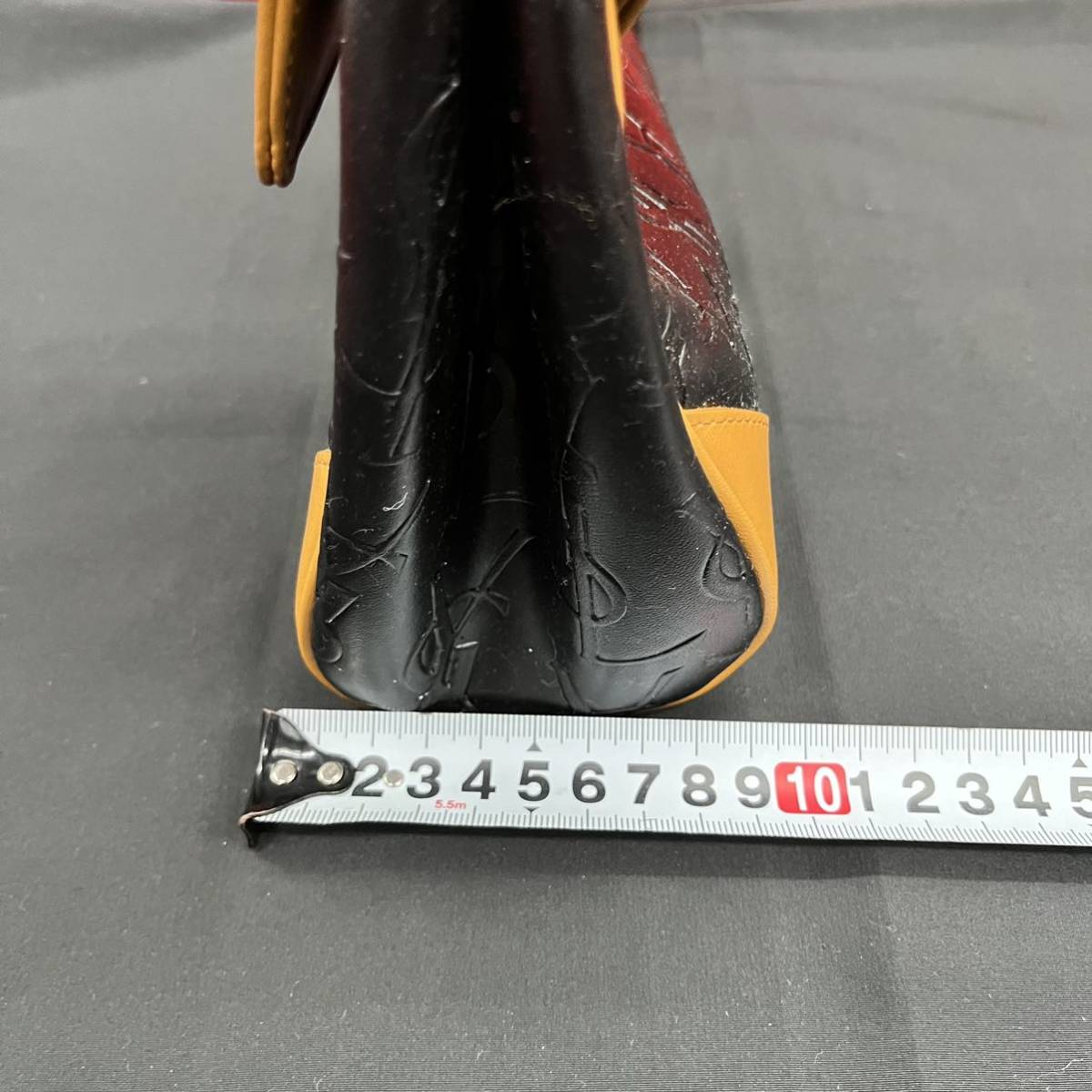 Yves Saint-Laurent YSL イヴサンローラン ヴィンテージ ロゴチャーム  