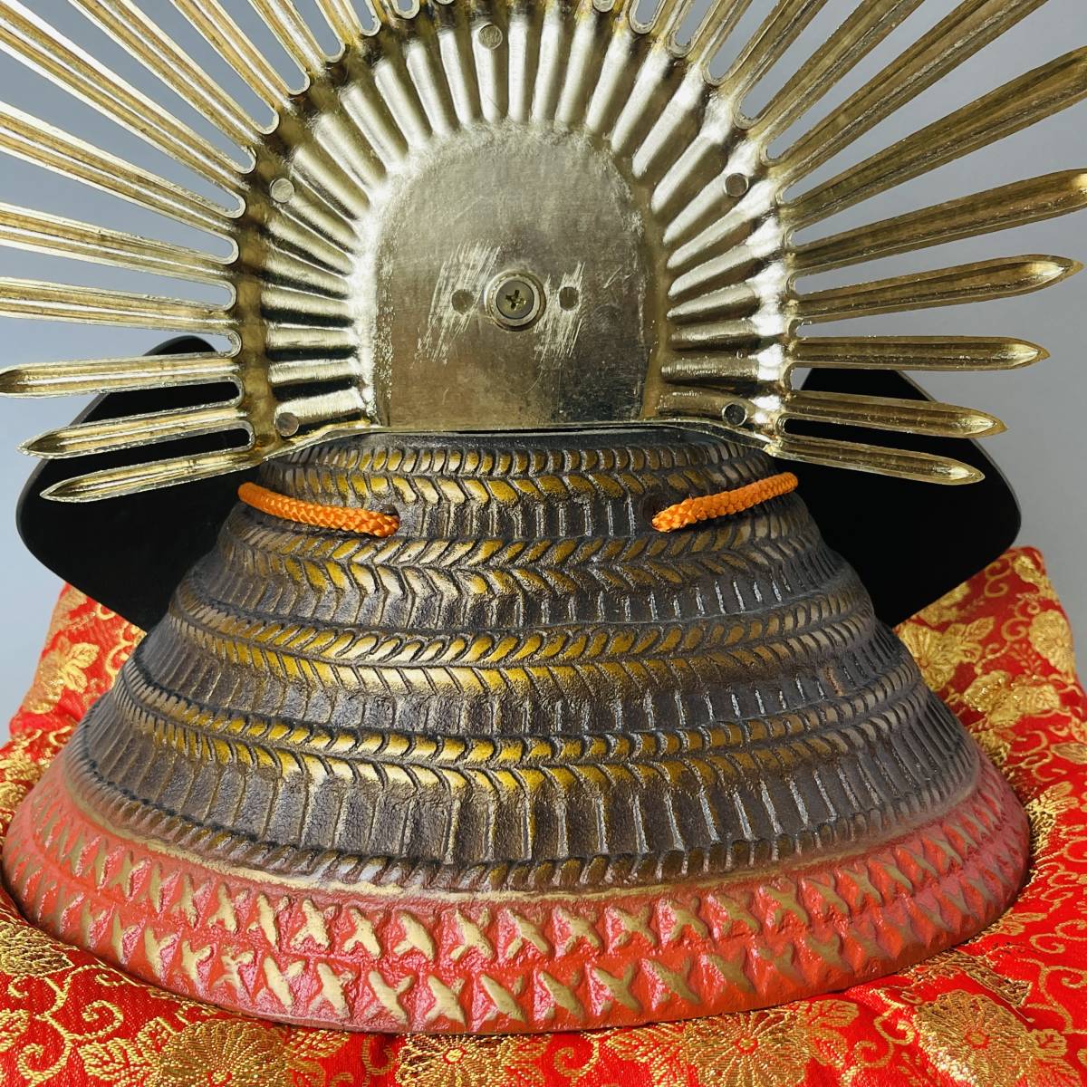 豊臣秀吉 出世兜 鋳物 太閤豊臣秀吉 一の谷馬藺の兜 戦国武将 高さ47cm