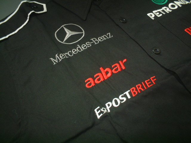 Mercedes F1 クリアランス アパレルが セール、 衣料品、 🩶 革新、決意、そしてお祝い @f1 | 東京都世田谷区Ge3y's株式会社（ジェミーズ）、新車、中古車 ＧＴ メルセデスＡＭＧ 信頼 ☆在庫一掃セールです☆送料無料☆必見☆F1 メルセデス、F1用セーフティカーとメディカルカーをアップデート「これ