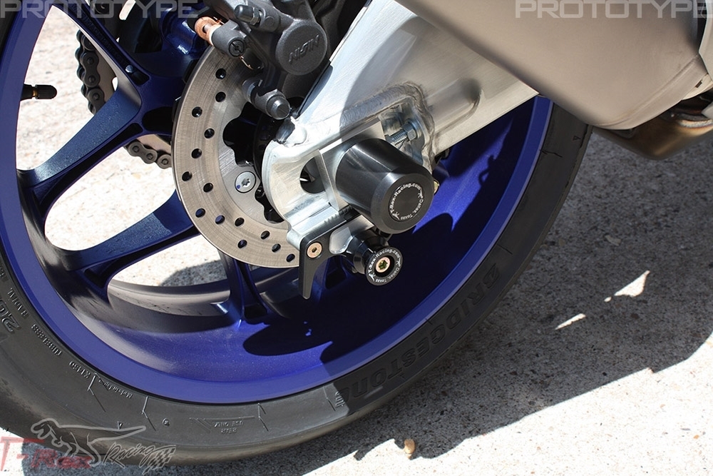 T-REX YZF-R1⁄YZF-R7⁄MT（FZ）-10 スタンドフック⁄スプールアダプター