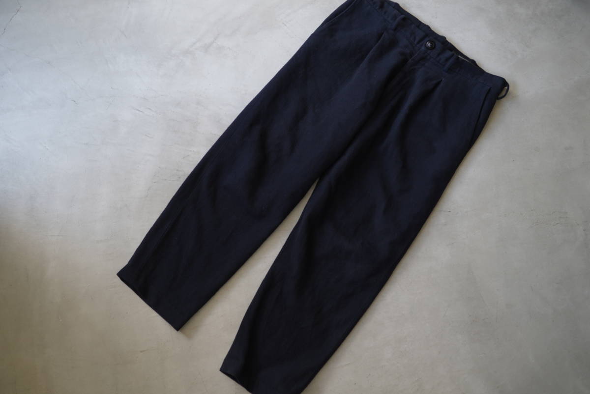 ジェフリー B.スモール HUES 福岡セレクト CATHEDRAL（カセドラル 