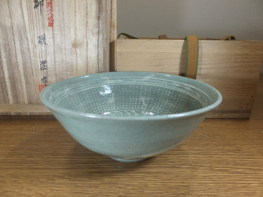 韓国人間文化財 柳海剛 高麗青磁 高麗青磁茶碗 | 骨董品 柳根瀅作
