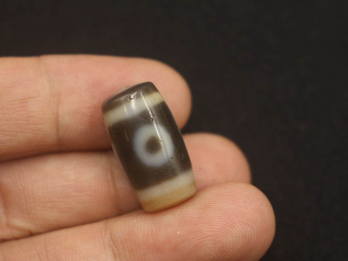 本物保証 二眼ジービーズ「Ancient tibetan 2 eye dzi 二眼天珠