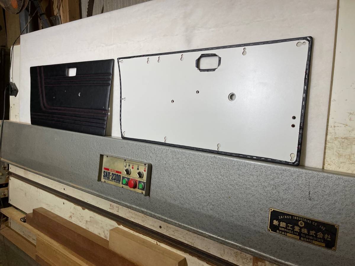 ジムニーJA11 JA12 22用 フロント内張り左右2枚セット（ブラック