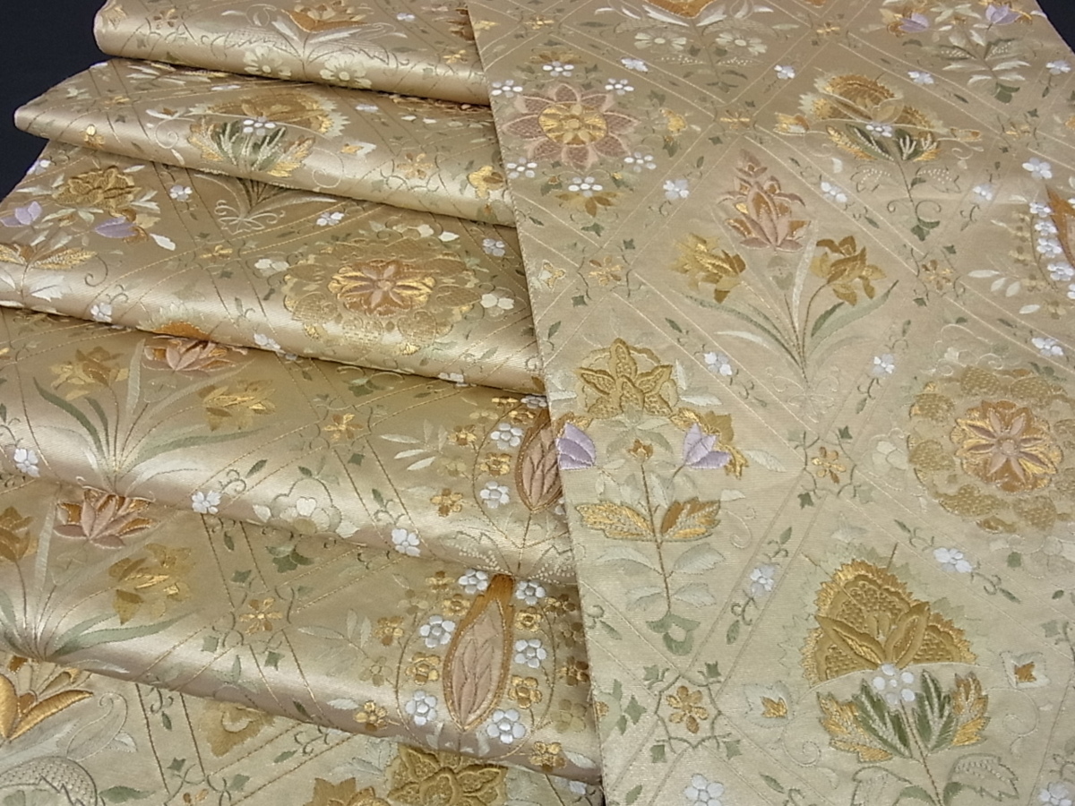 美品❇️総刺繍　中国三大刺繍　呉県刺繍　 比翼仕立て　５つ紋　フルセット 花美人着物□中国三大刺繍 スワトウ刺繍 汕頭刺繍 相良刺繍 訪問着