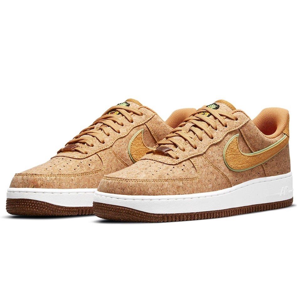 ☆NIKE AIR FORCE 1 