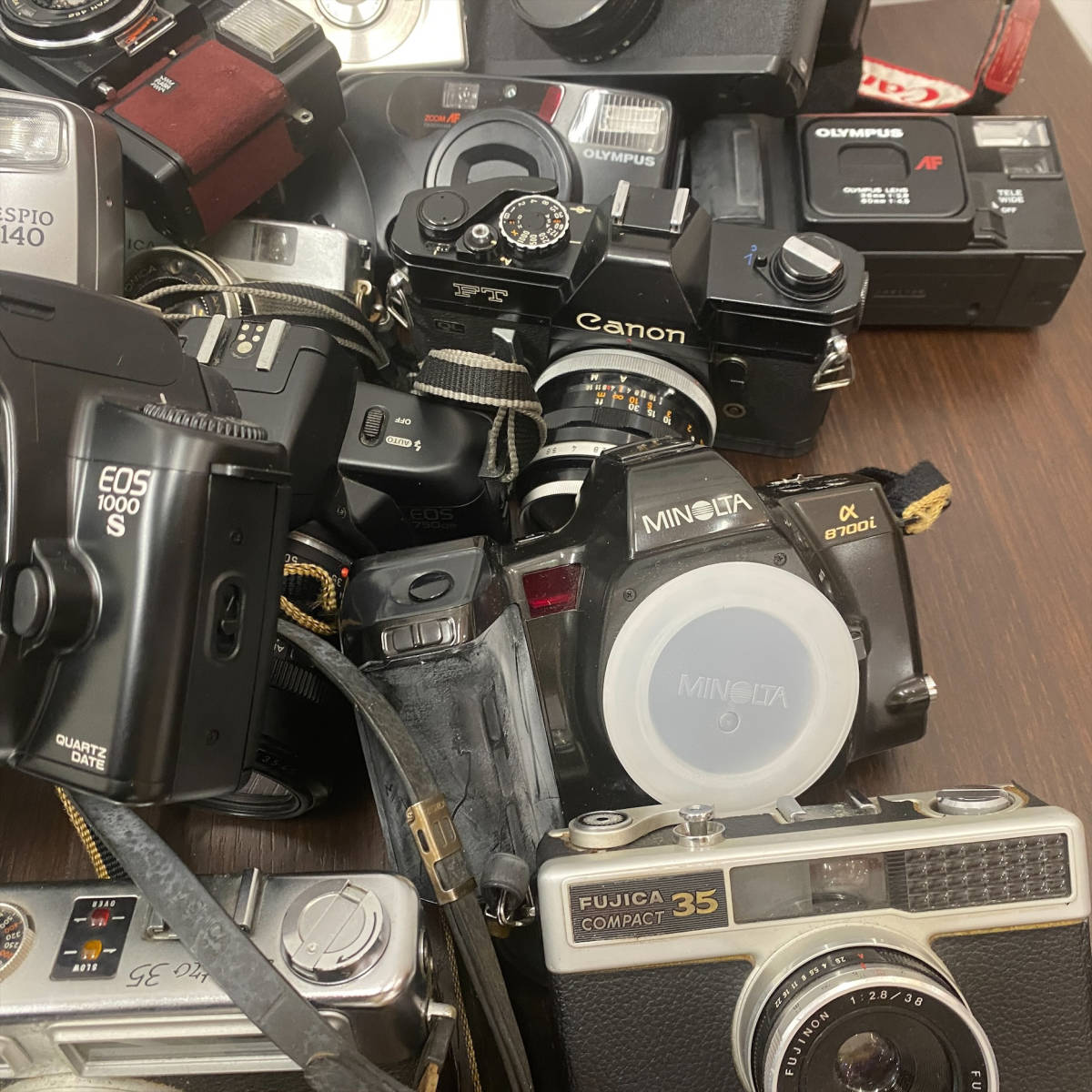 11959【大量おまとめ!!】カメラ おまとめ 23台 Canon Nikon minolta
