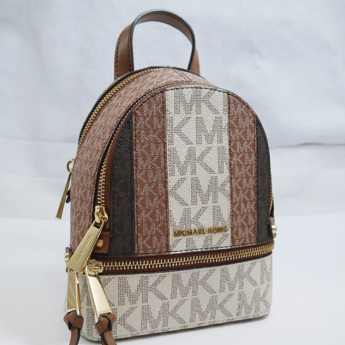 USED品・保管品 MICHAEL KORS マイケルコース MK柄 ミニリュックサック 