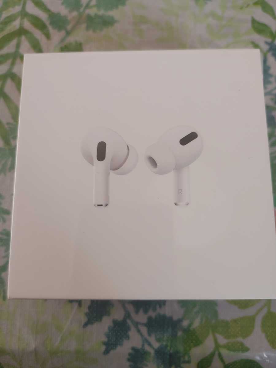 AirPods 第 3 世代 (ワイヤレス ケース搭載) 