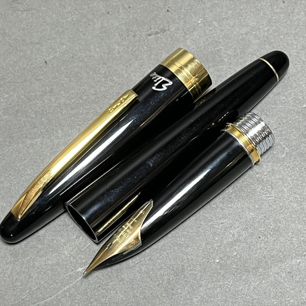 ◇ ヴィンテージ PILOT パイロット Elite エリート 万年筆 0018 ペン先