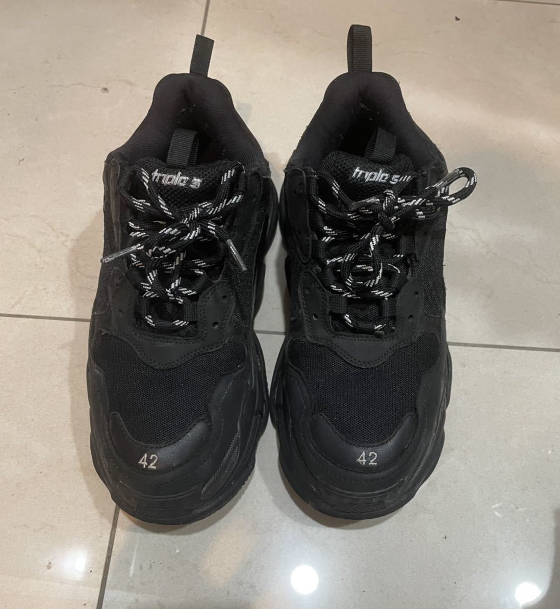 BALENCIAGA トリプルエス