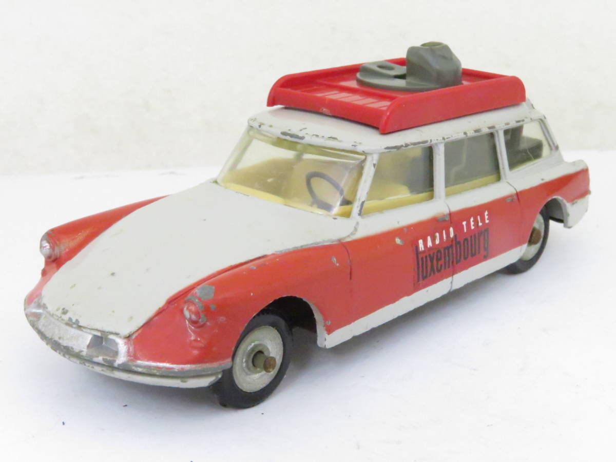 Dinky Toys 539 – Citroën ID19 Break 1/43 Doré Toit Ivoire (Occasion, France)