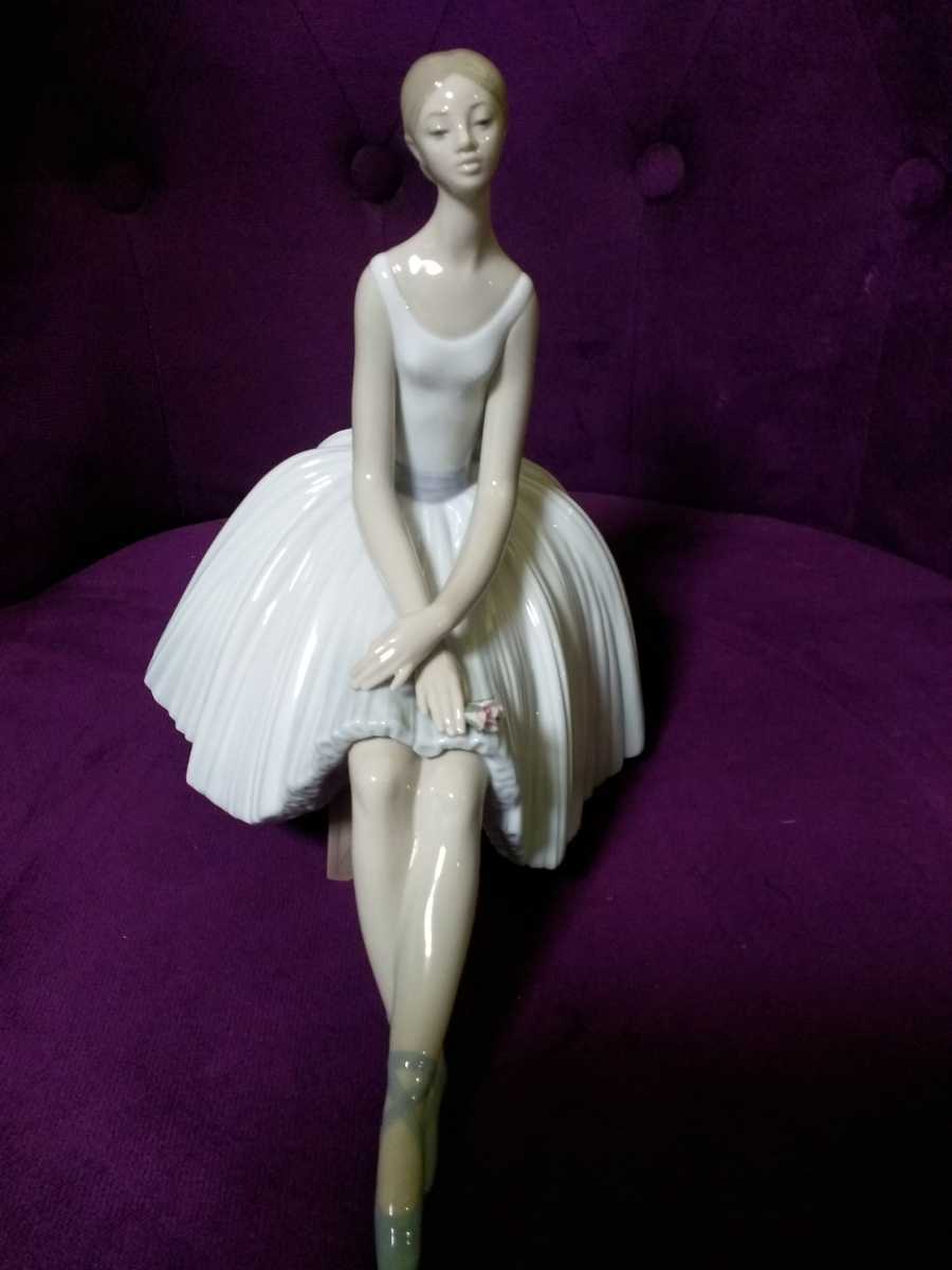 吉】CM735 LLADRO 【リヤドロ】 フィギュリン 磁器人形 「道化師と