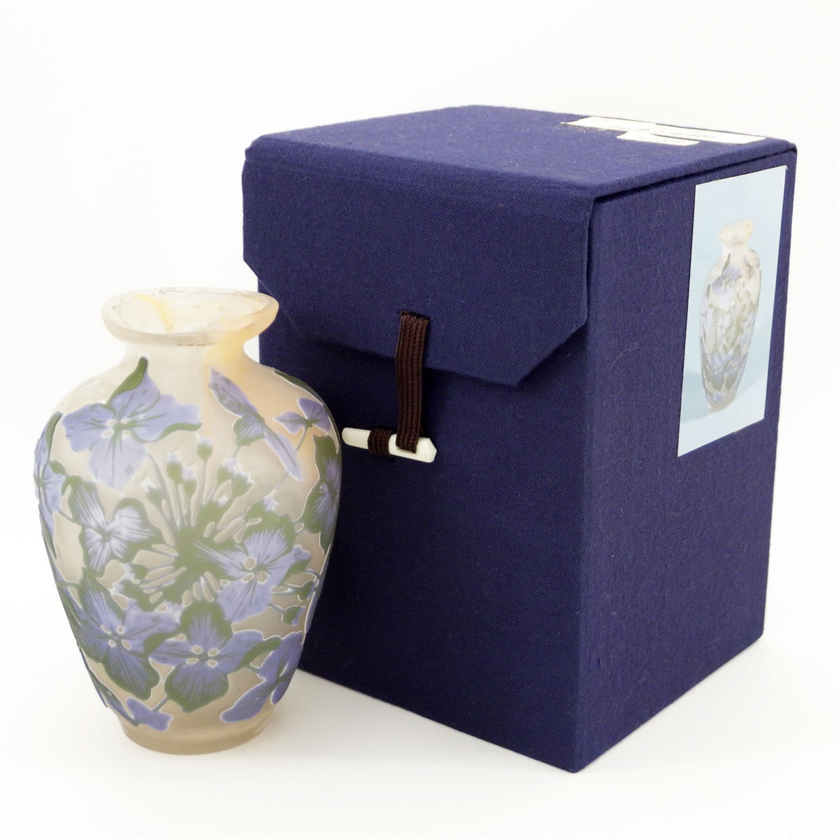 1円 エミール ガレ 桜草文 カメオガラス 高さ11cm 花瓶 箱付き Gall アールヌーボー 一輪挿し ガラス工芸 O1oyfu O商品 工芸ガラス 売買されたオークション情報 Yahooの商品情報をアーカイブ公開 オークファン Aucfan Com