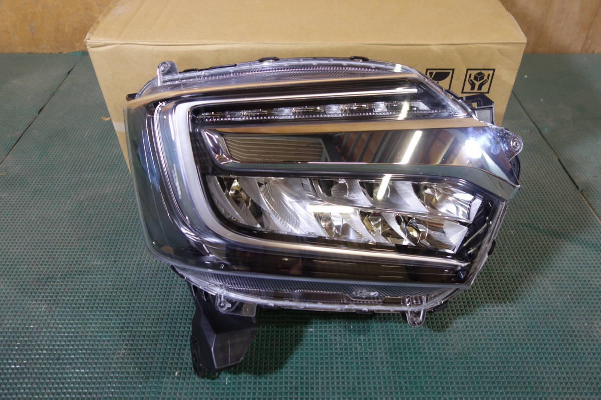 13446　レンズ美品 JF3 JF4 前期 N-BOXカスタム 純正 LED 右 ヘッドライト STANLEY W3106 打刻 J
