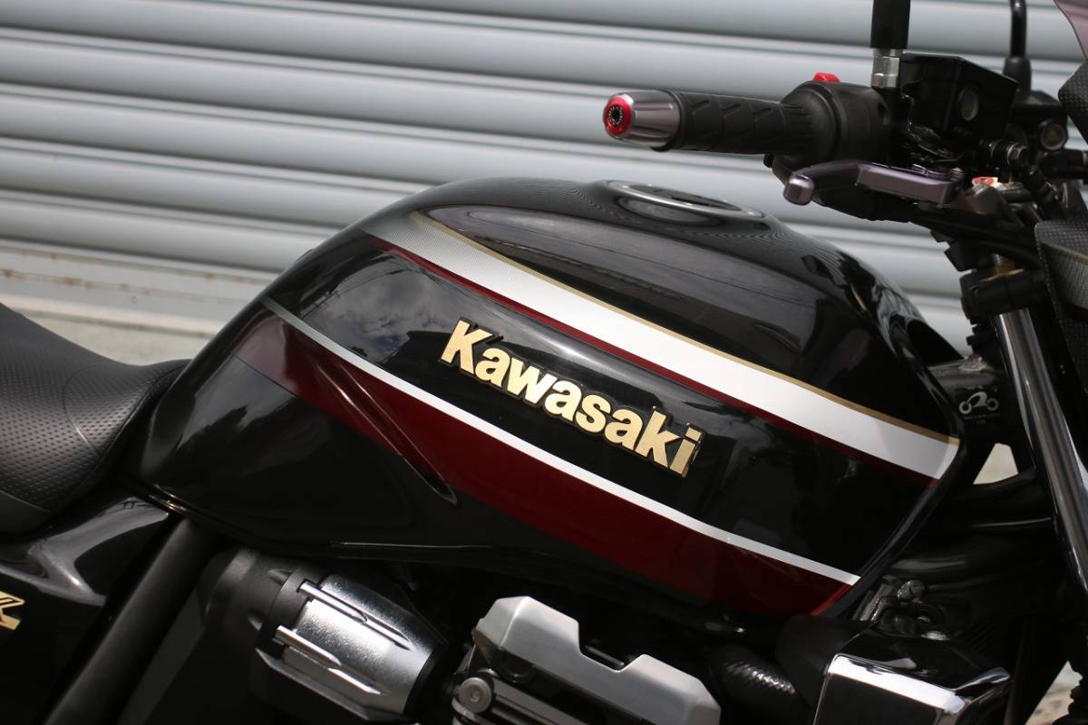 Kawasaki ZRX1200ダエグ ブラックリミテッド ガスタンクです 【公式通販】