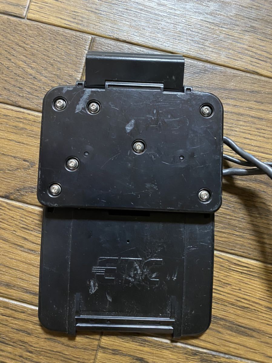 m1056818170.4