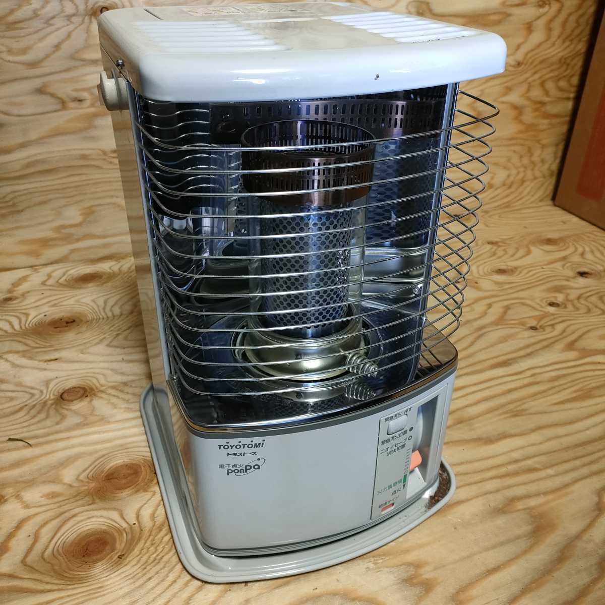 トヨトミ トヨストーブ コンパクト石油ストーブ ML-25 2004年製