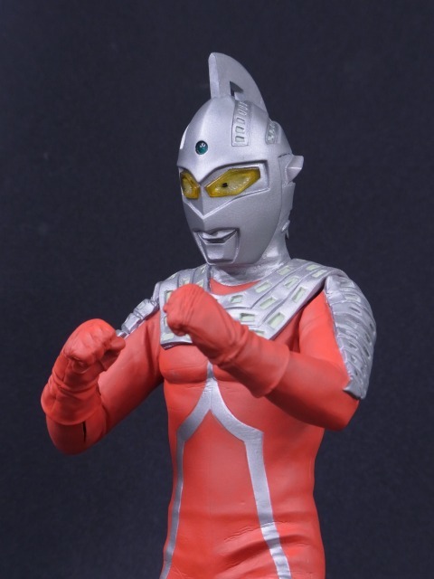 新品未開封】少年リック限定・大怪獣シリーズ・ウルトラセブン・発光版 
