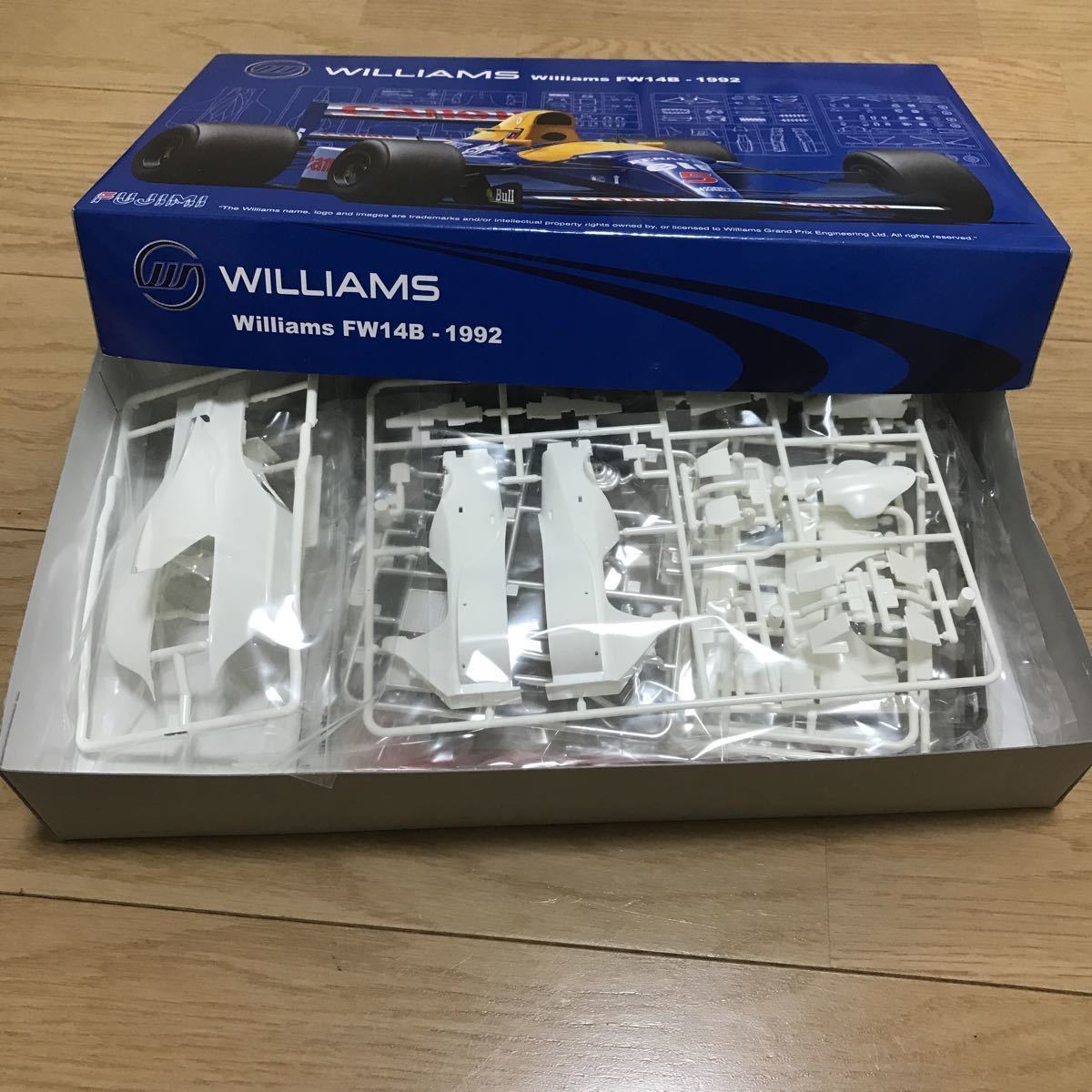 フジミ 1/20 未組立 ウイリアムズ ルノー FW14B + エッチングパーツ + 
