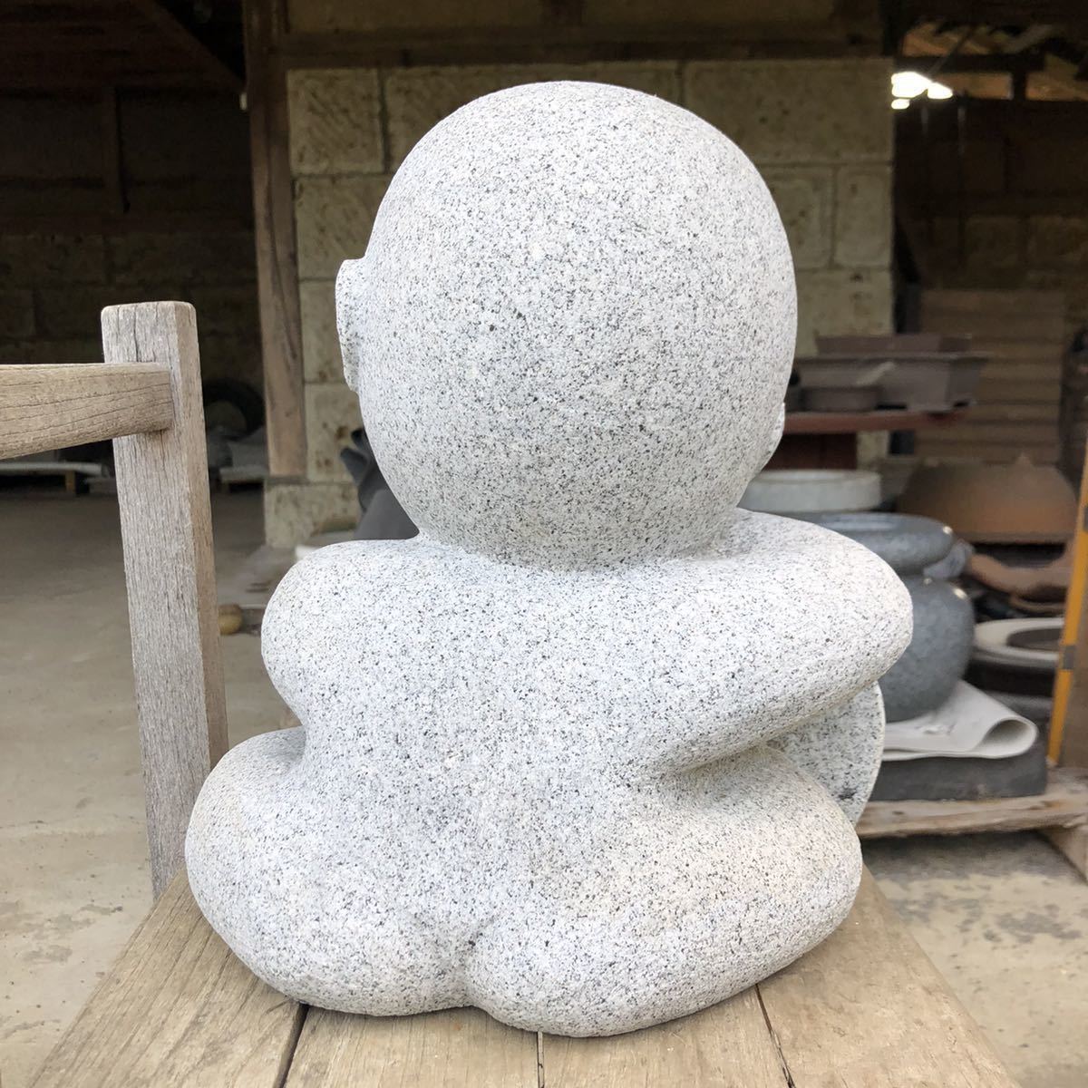 わらべ地蔵 童地蔵 地蔵菩薩 坐像 お地蔵さん お地蔵様 仏像 石仏 