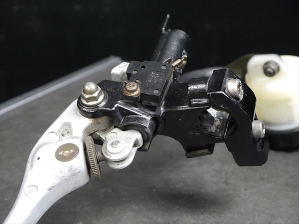 CBR400F NC17 2型より当時物 社外 ニッシン製 タンク別体 フロント