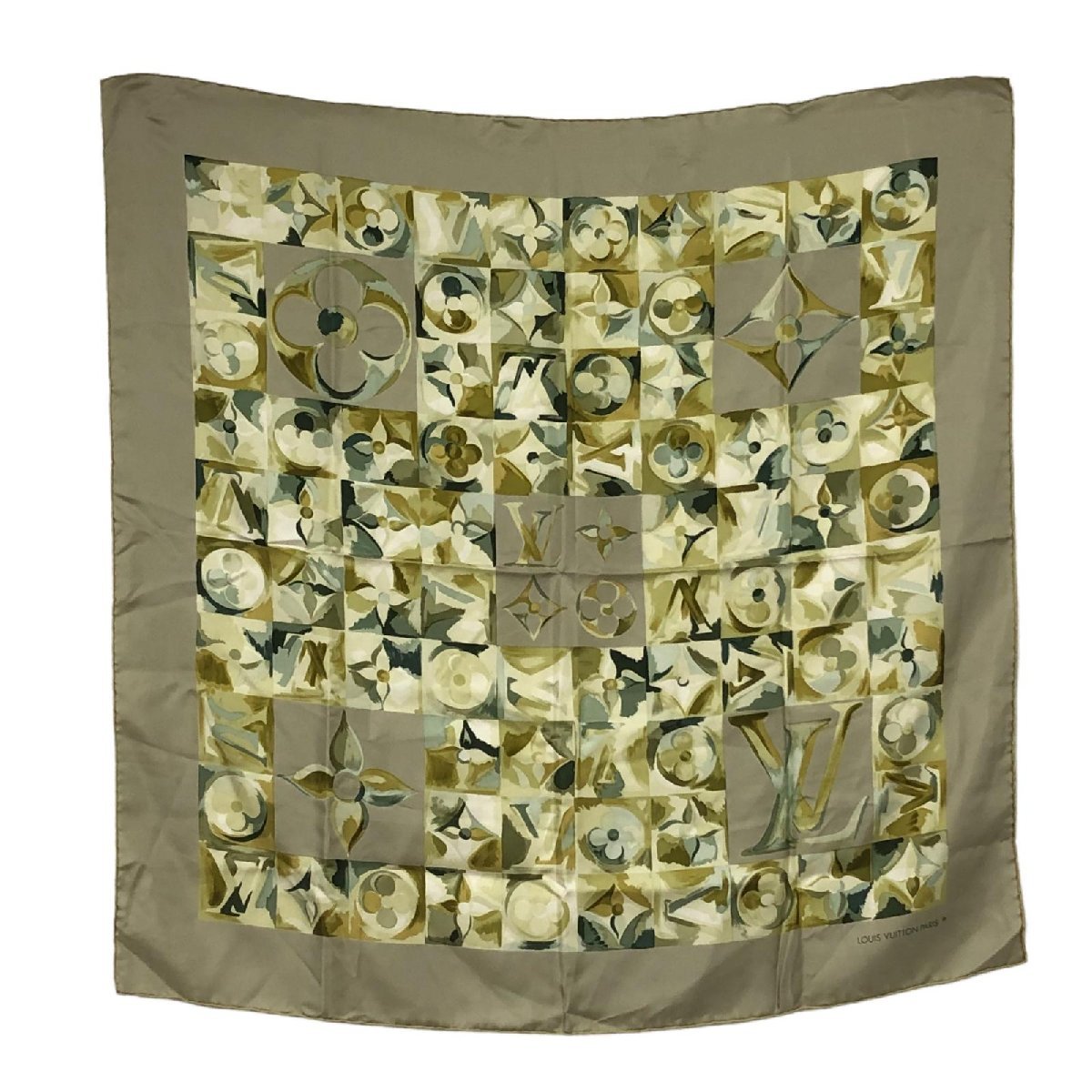  〇LOUIS VUITTON ルイヴィトン 大判シルクスカーフ モノグラム柄 ファッション雑貨 グリーン系(服飾小物)｜売買されたオークション情報、yahooの商品情報をアーカイブ公開 - オークファン 服飾小物