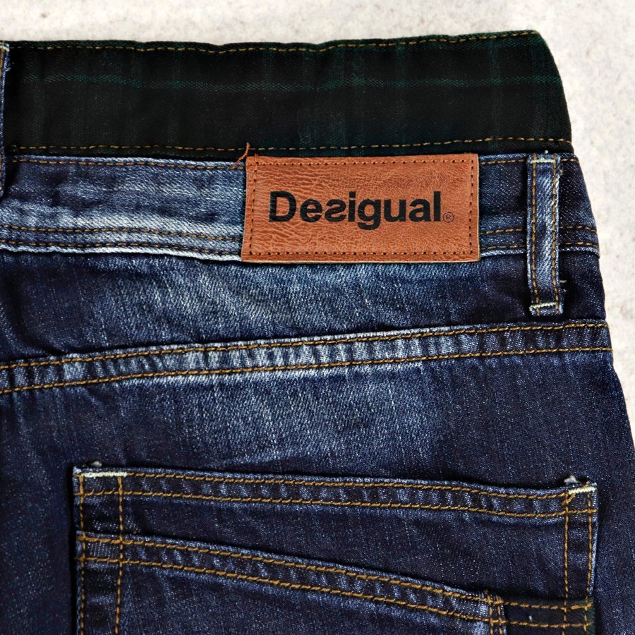 デシグアル 新品✨タグ付き♪定価15,900円 ライトゲージジャケット DESIGUAL（バッグ）のフリマアイテム一覧 リュック Desigual カーディガン 新品 大きなラフィア多機能 ブラウン デイバック - | Desigual（デシグアル） 新品✨タグ付き♪定価21，900円 I