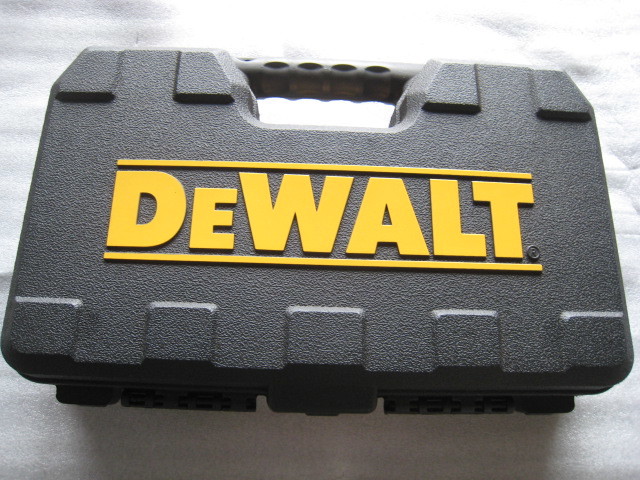 ◆◆DEWALT デウォルト　7.2V 充電式電動スクリュードライバー DCF680G2 　未使用 デウォルト DEWALT 7.2V 中古動作品 7.2ｖ ブラシレス・振動ドリル