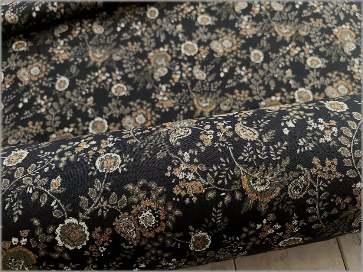 時代◇花唐草前字文刺繍額 (中国 繍坊 花唐草 唐草 刺繍
