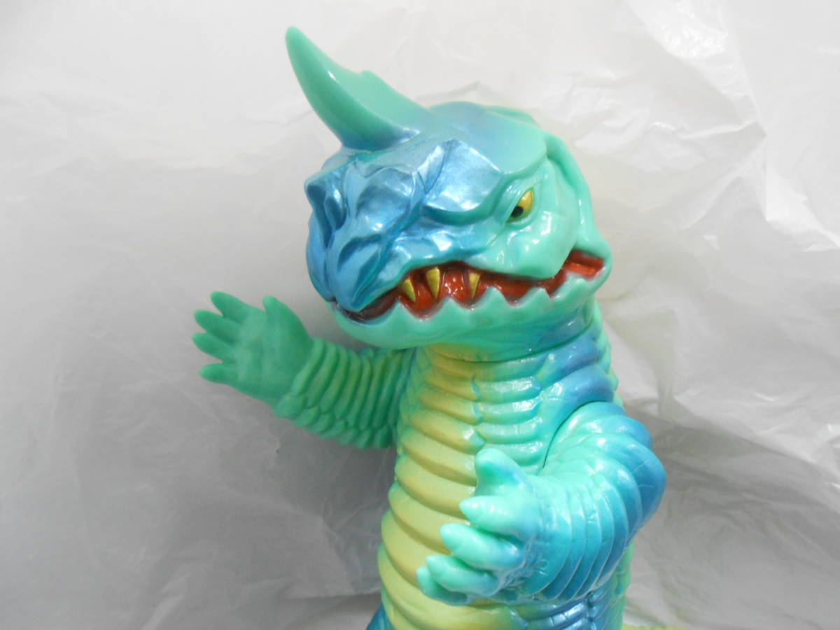 アボラス やまなや | 青色発泡怪獣 – 怪獣玩具に魅せられて 怪獣郷 ウルトラ怪獣.com of 怪獣 プラタグ m 怪獣ソフビ バニラ ウルトラマン 蓄光