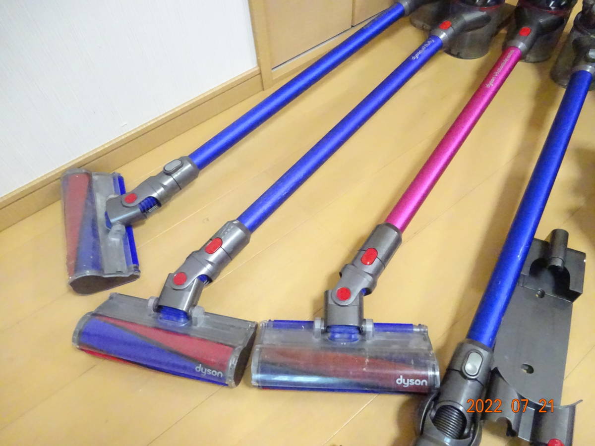 dyson ダイソン 掃除機 コードレス 8台セット まとめて SV10 2台/DC45 