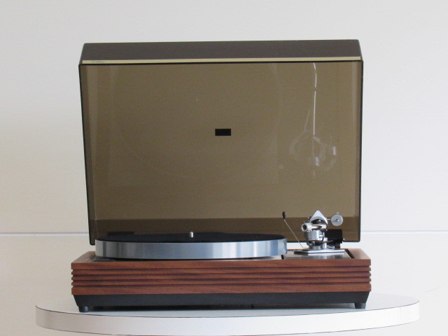LINN LP12 SONDEK / SME 3010R アナログレコードプレーヤー / ベルトドライブ / Valhalla（バルハラ）電源基盤+スイッチ LP12 SME LINN レコードプレーヤー 06LINN Karousel