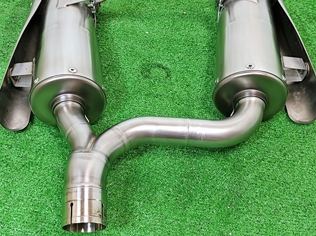 GSR400 GSR600 06-11 AKRAPOVIC(アクラポビッチ)スリップオン マフラー