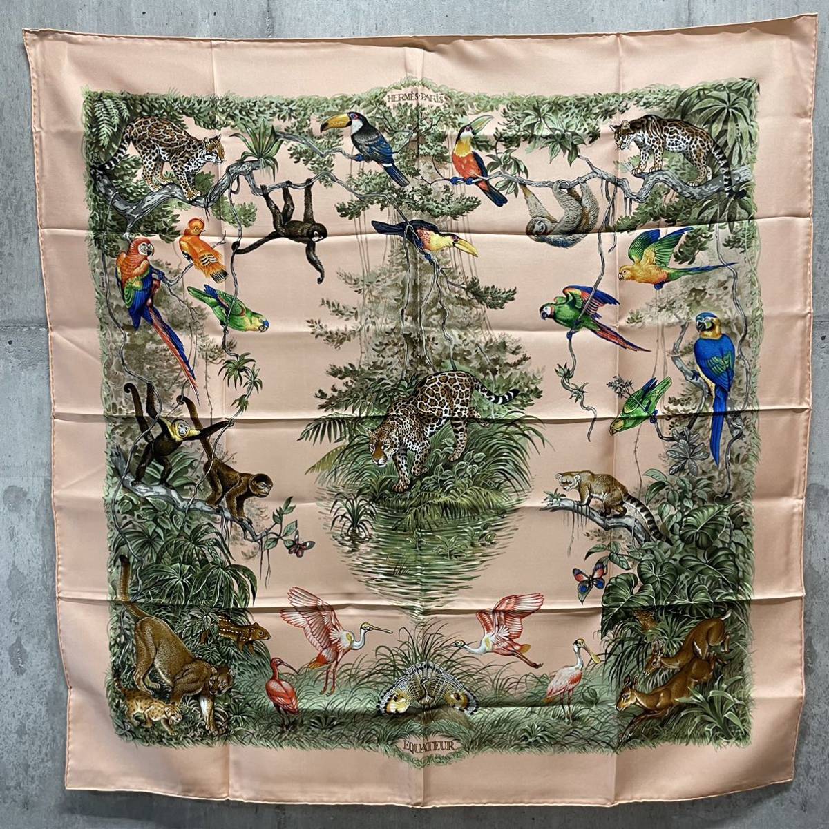 HERMES エルメス スカーフ カレ90 EQUATEUR 赤道直下 動物 VINTAGE