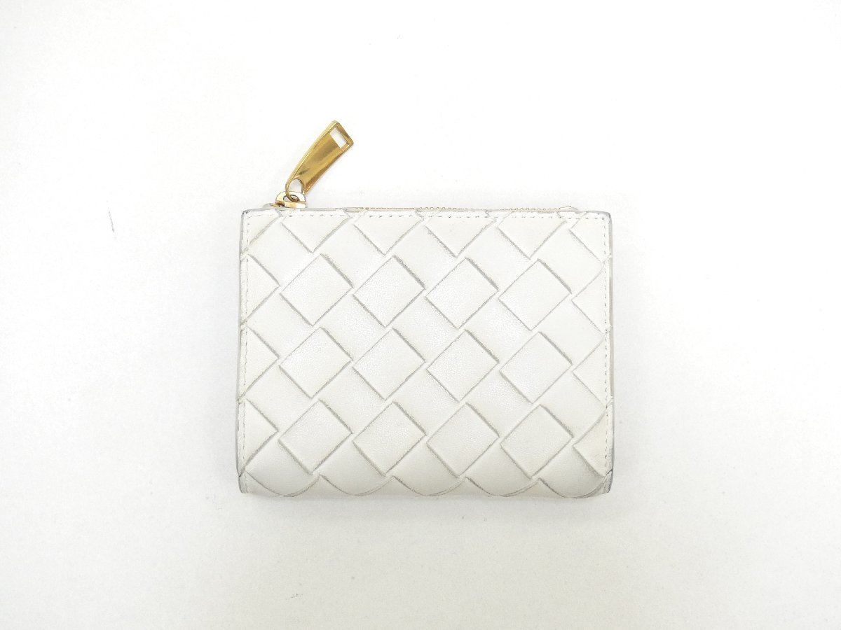 BOTTEGA VENETA 二つ折りファスナーウォレット ホワイト イントレ 