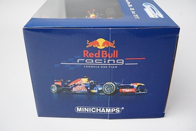 ミニチャンプス PMA 1/18 レッドブルレーシング ショーカー S.ベッテル