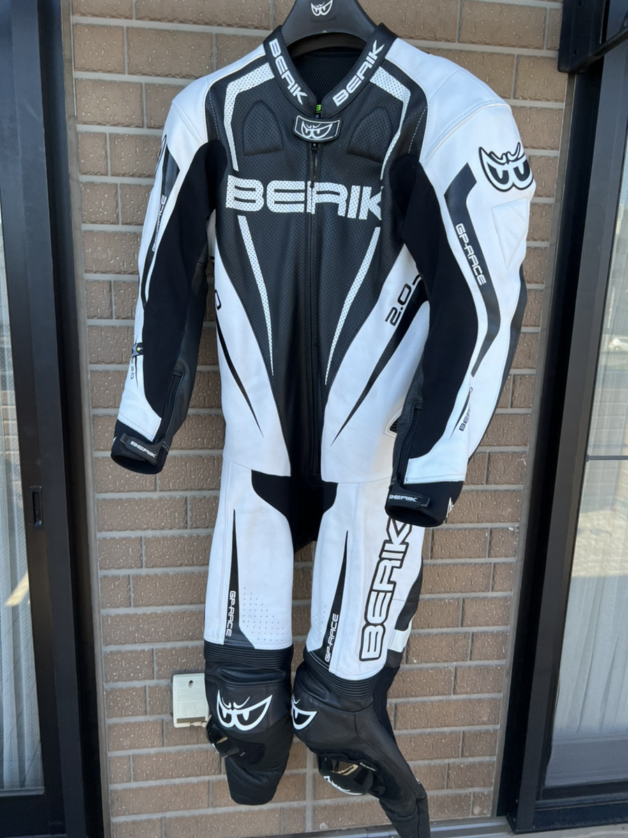 BERIK ベリック レーシングスーツ サイズ56 LS1-171334-BK WHITE BERIK BERIK レーシングスーツ