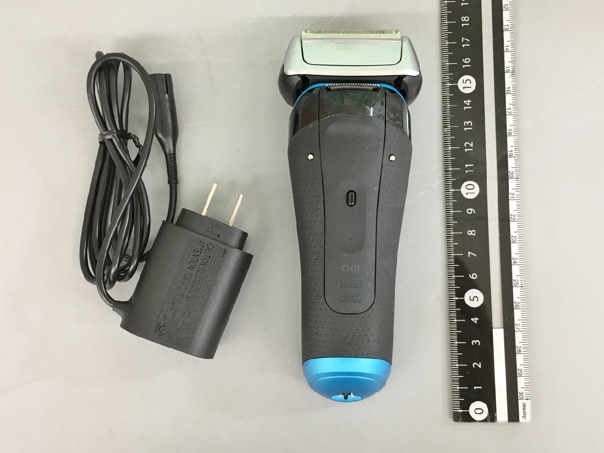 電気シェーバー ブラウン C-01 5795 S8 展示美品 美品 2208LT017 BRAUN ブラウン シリーズ8 電気 シリーズ ⑭