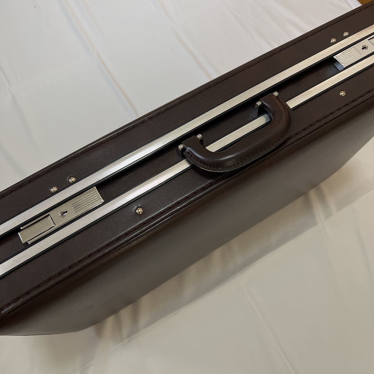 美品【法衣カバン】【大型】ハードケース 仏具 仏像 仏画 法要 葬儀