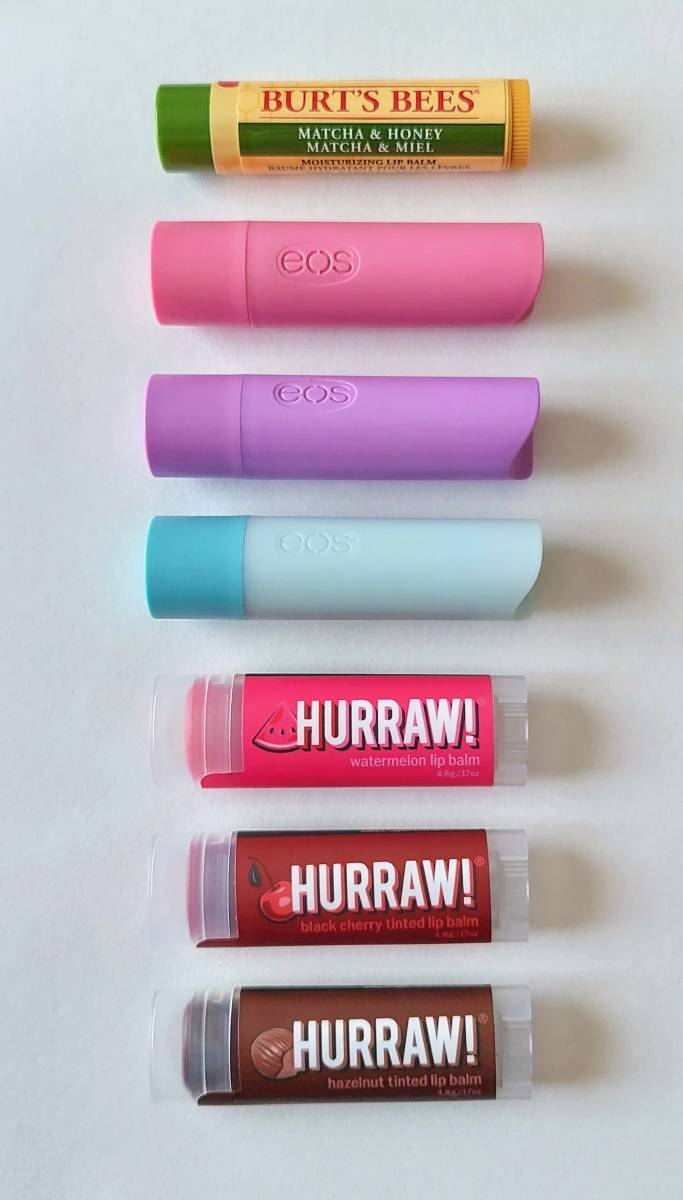 バーツビーズ ティンテッド ティント ハイビスカス リップクリーム リップバーム 口紅 色付きリップ 落ちにくい 鮮やか発色 お待たせ リップバーム