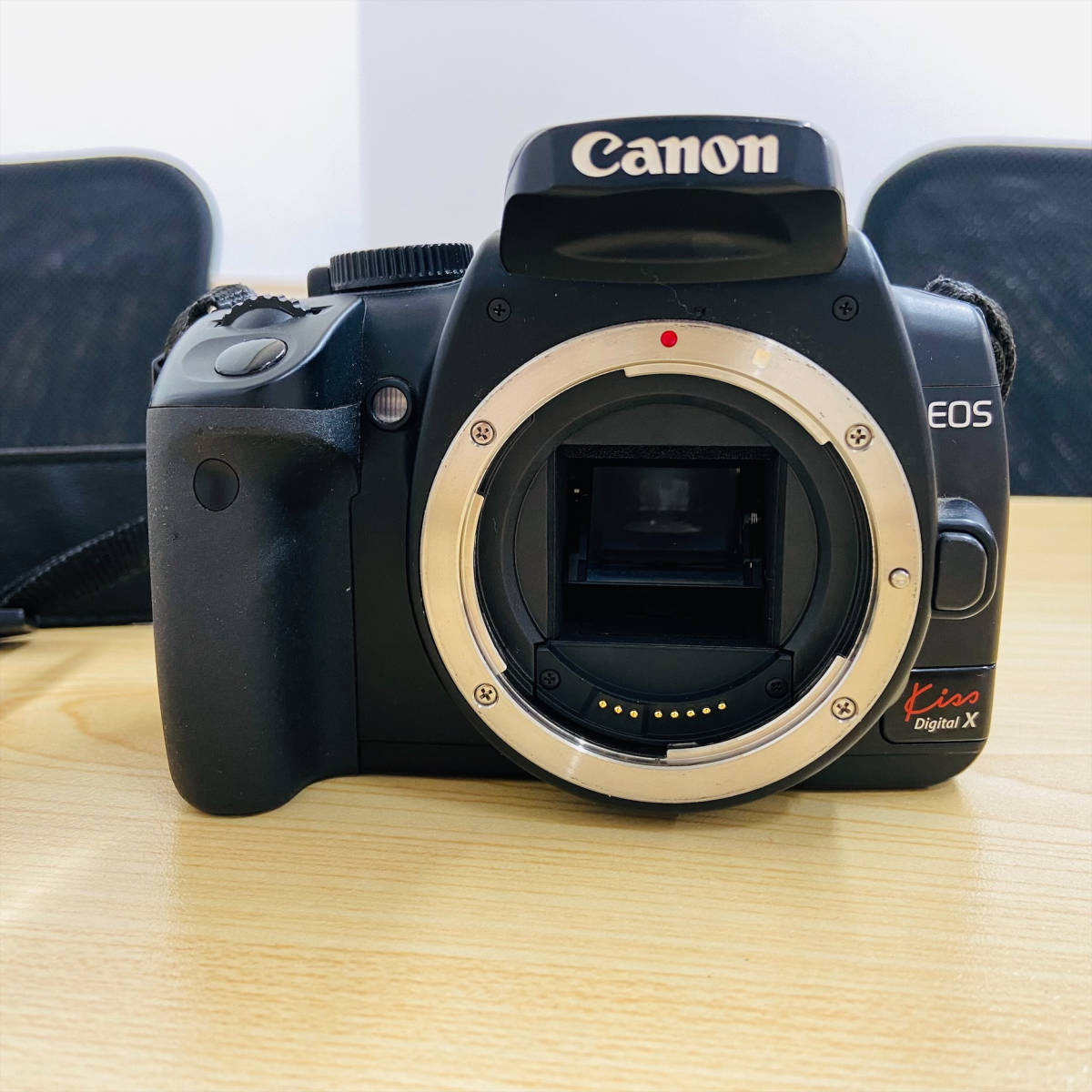 ○キヤノン canon DS126151 EOS kiss digitalx デジタル一眼レフカメラ 