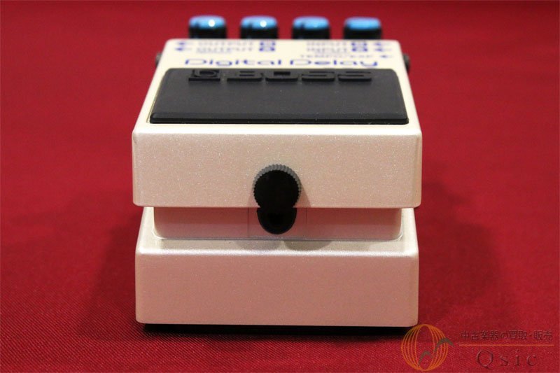 楽器・機材 BOSS DD-8 ディレイ 良品エフェクター箱説明書つき