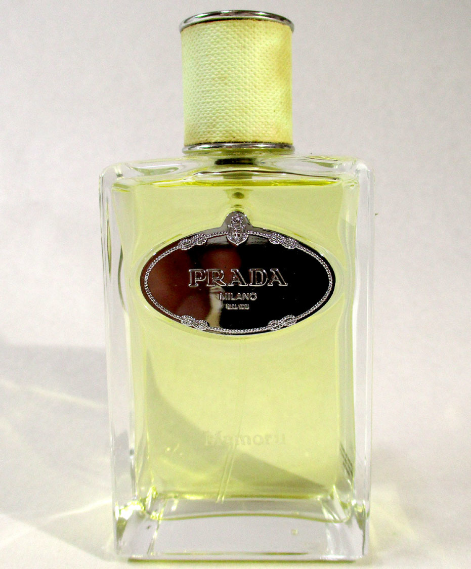 HOT，安い PRADA プラダ EAU DE PARFUM 100ml ほぼ満タン 名前刻印有 S9274(男性用)｜売買されたオークション情報、yahooの商品情報をアーカイブ公開 - オークファン その他