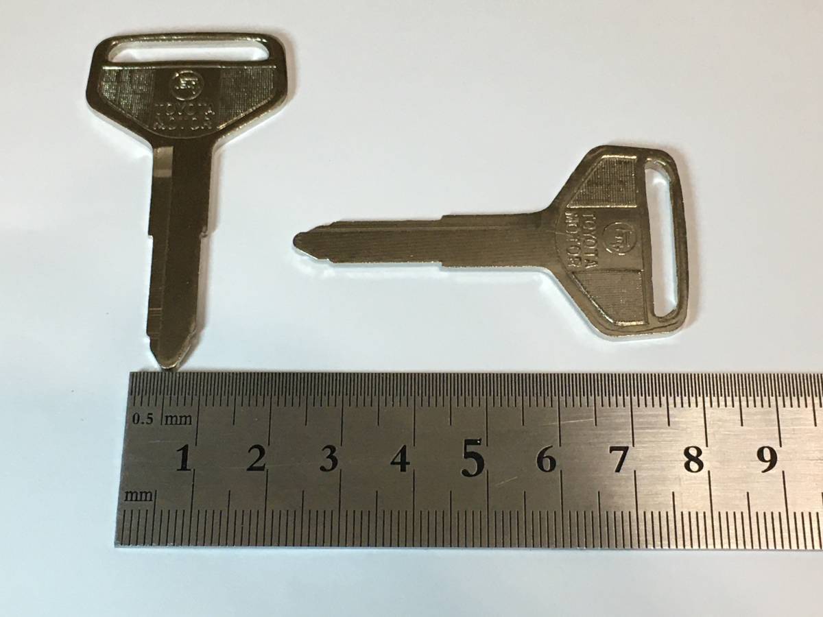 激安大特価，格安 トヨタカローラKE20/25 TE27ブランクキー2点(トヨタ用)｜売買されたオークション情報、yahooの商品情報をアーカイブ公開 - オークファン トヨタ用