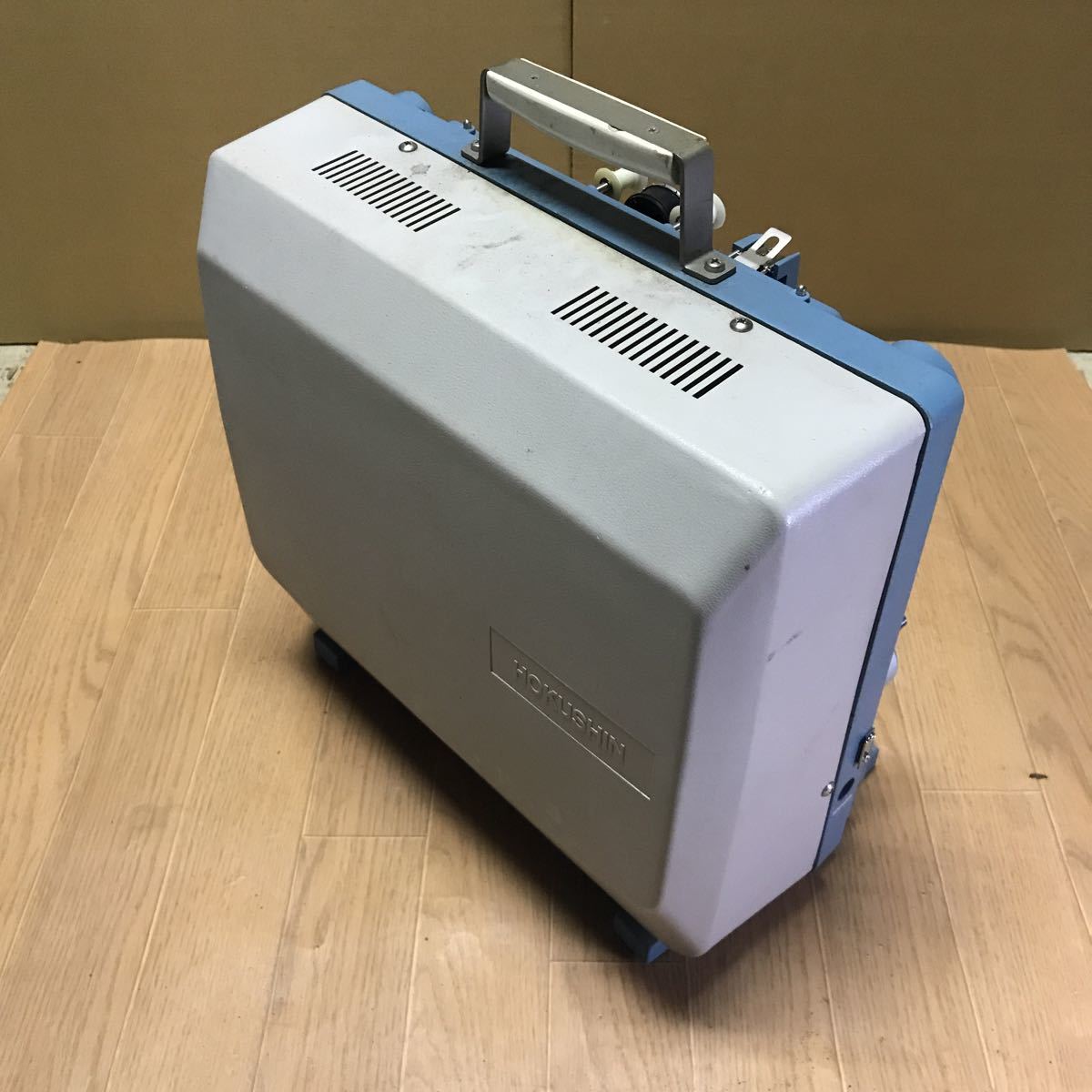 送料無料】HOKUSHIN X-310 北辰 16mm 映写機 | ヤマダウェブコム