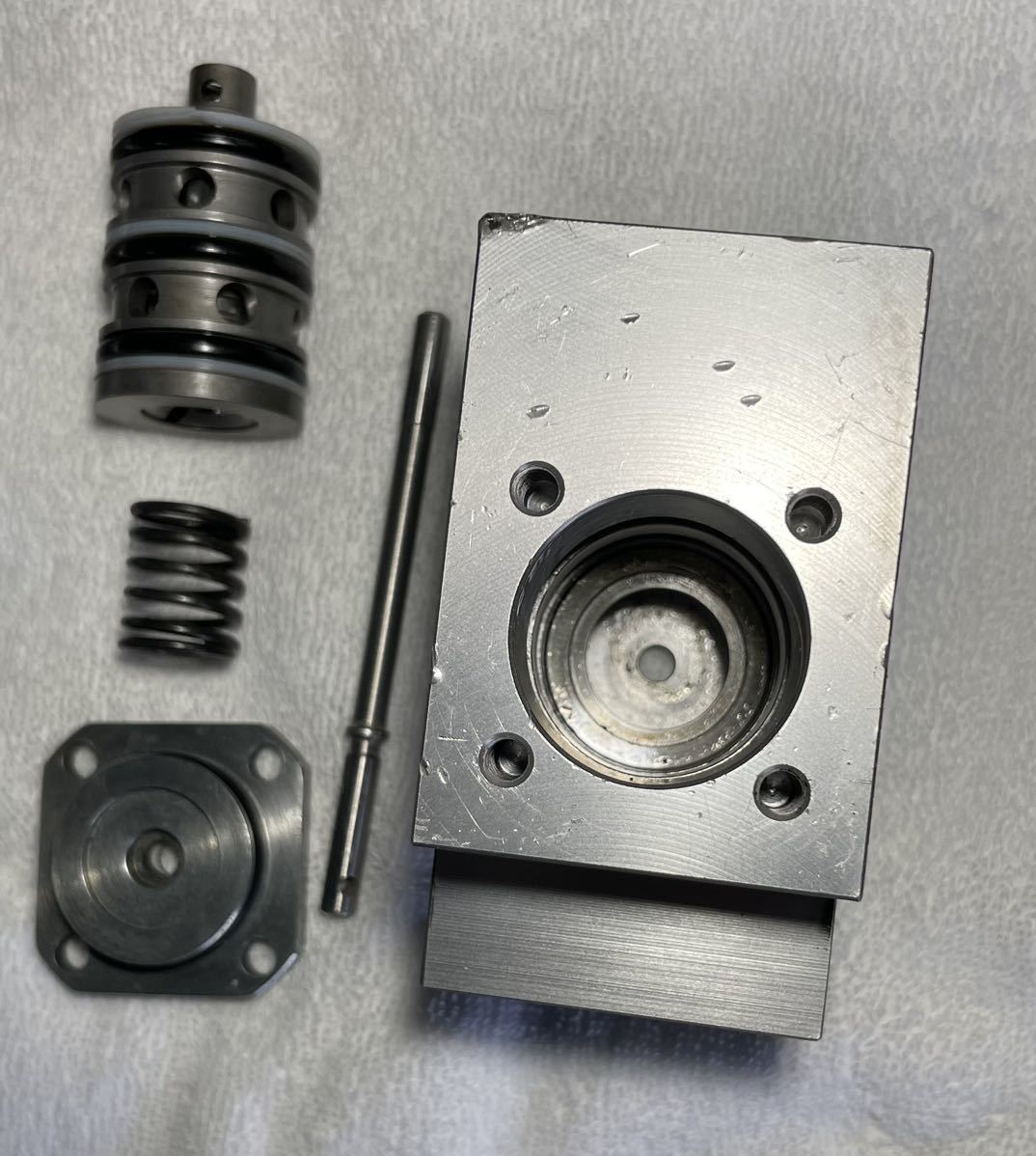 希少 ADEX スクエア 予備部品付き ダンプバルブ ハイドロポンプ 