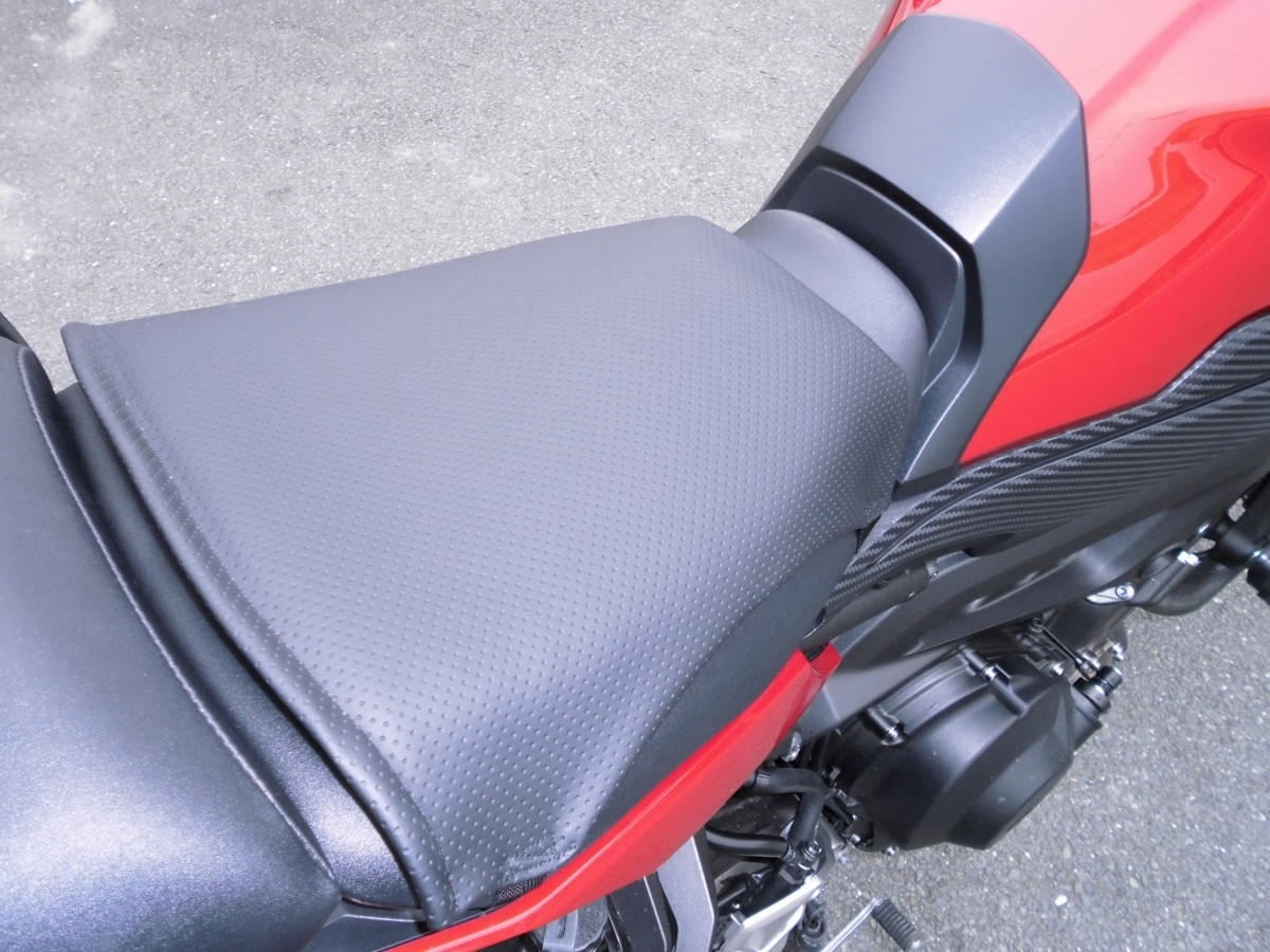 届いた時の写真です。 51621年保証・返品可能ゲルザブでもバイクシートでお尻が痛い T-211年