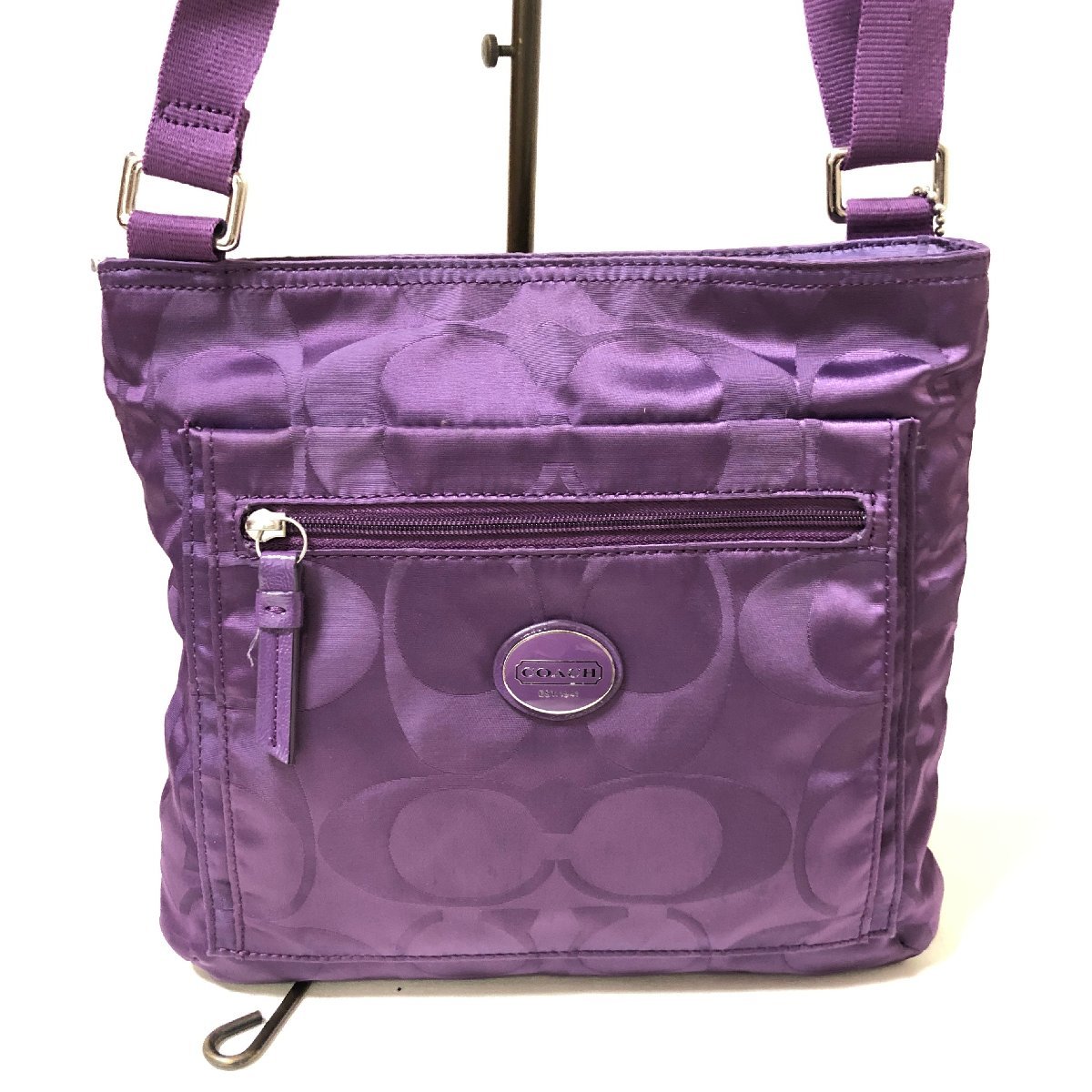 COACH コーチ シグネチャー柄 ナイロン ショルダーバッグ パープル 