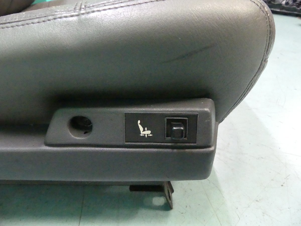 レパード F31 純正 運転席 電動 ドライバーシート パワーシート GF31 32633 P115 レパード カバーライト社 F31 電動 純正 レパード・F31）by